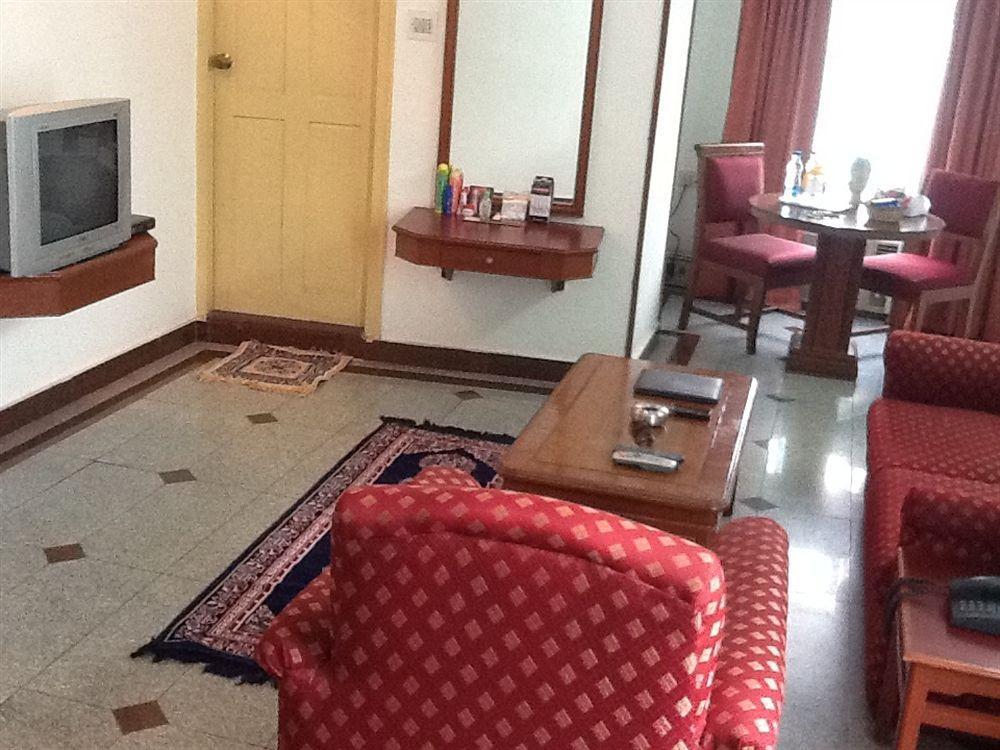 Hotel Kanishka Phg Bangalore Extérieur photo