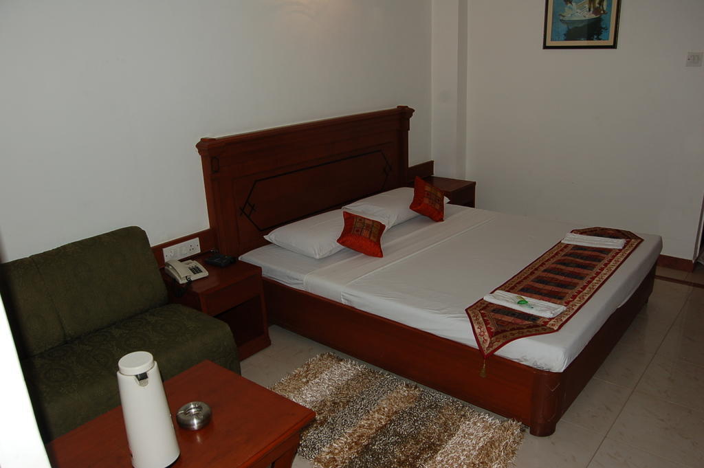 Hotel Kanishka Phg Bangalore Chambre photo